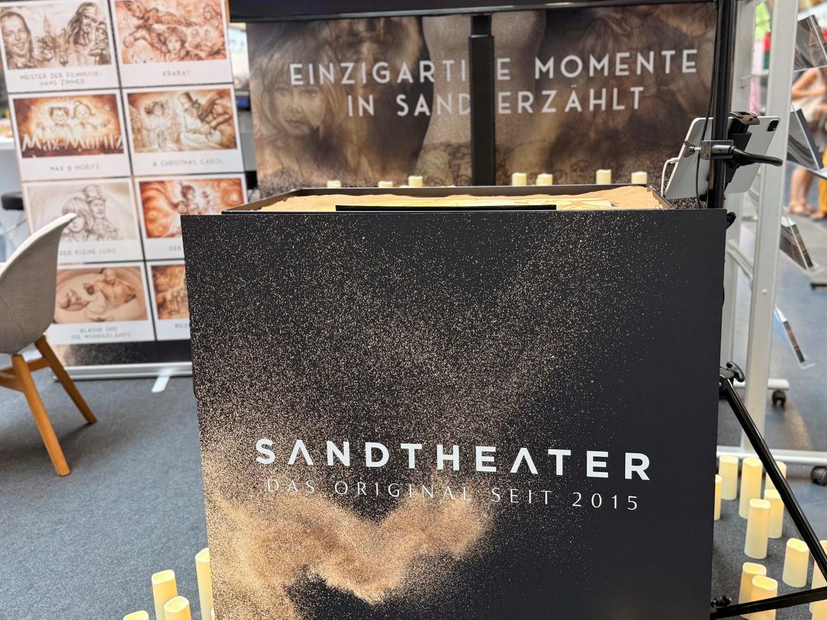 Rückblick: Sandartisten auf dem INTHEGA Theatermarkt 2026